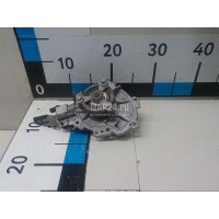 Насос водяной (помпа) Land Rover Discovery Sport 2014 LR118241