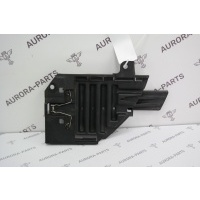 Кронштейн крепления фары RH Land Rover Discovery Sport L550 2014 LR066964