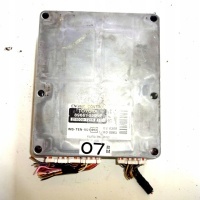 Блок управления двигатель toyota yaris 1.0 b 89661 - 52065