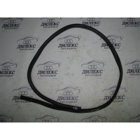 уплотнитель капота Audi A6 (C6 4F) 2004-2011 2010 4F0823731A