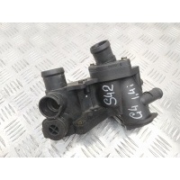 Корпус термостата Volkswagen Golf-4 2000 032121111AE