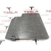 Прочая запчасть левая Tesla Model X 2017 1050469-00-C