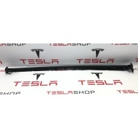 уплотнитель Tesla Model X 2017 1072080-00-B,1072080-80-D
