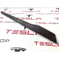 Пластик салона задняя правая Tesla Model X 2017 1036081-09-B