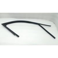 Уплотнитель стекла двери Skoda Rapid NK6 2021 5JA837432G