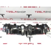Кронштейн Tesla Model X 2017 1050282-00-D
