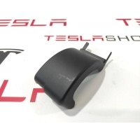 Прочая запчасть передняя левая Tesla Model X 2017 1047074-00-G