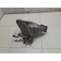 Кронштейн двигателя левый Volkswagen Touareg I рестайлинг (2006—2010) 2007 070199307B, 070199307A