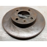 Диск тормозной передний Volkswagen Golf 3 1995 811615301