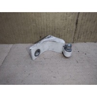 Петля двери передней левой Volkswagen Transporter 5 2005 7H0831402B
