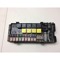 Блок предохранителей Land Rover Discovery II (1998 - 2004) YQE103800
