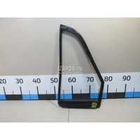 Уплотнитель форточки правой Nissan Tiida (C11) (2007 - 2014) 82272EL40A