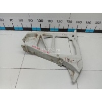 Кронштейн заднего бампера левый Ford Focus II (2008 - 2011) 1549588