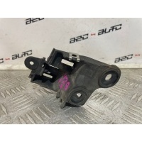крепление бампера Audi A6 Allroad C5 2001 4z7853232