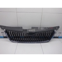 Решетка радиатора VAG Yeti (2009 - 2018) 5L08536689B9