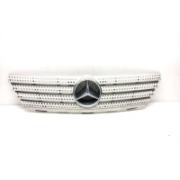 решетка радиатора Mercedes-Benz C-Класс W203/S203/CL203 2007 A2038801283