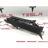 Прочая запчасть задняя правая верхняя Tesla Model X 2019 1055012-06-J