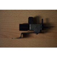 Клапан вакуум mitsubishi pajero 1200 mr117684