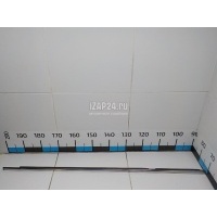 Уплотнитель стекла двери Renault Latitude (2010 - 2015) 828210169R