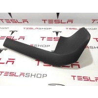 Пластик салона Tesla Model X 2019 1002310-02-E