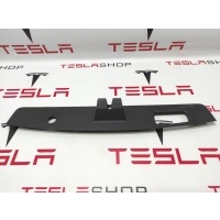 Молдинг крышки багажника нижняя Tesla Model X 2019 1037897-00-E,1037898-00-D
