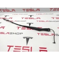 щеткодержатель (поводок стеклоочистителя, дворник) Tesla Model X 2019 1046669-00-B