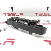 Прочая запчасть передняя левая Tesla Model X рест. 2022 1055048-00-K,1051548-00-H,1055052-00-D