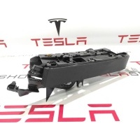 Прочая запчасть задняя правая Tesla Model X рест. 2022 1055012-00-K,1051558-00-H,1055024-00-D