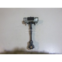 Ограничитель двери Toyota Camry V50 (2011 - 2018) 6863033092