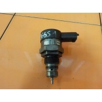 Vivaro trafic 2.0 dci 09 год клапан топлива 0281002800