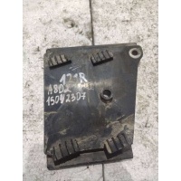 Кронштейн крепления бампера заднего Audi A8 D2 (S8) 2001 4d0807254