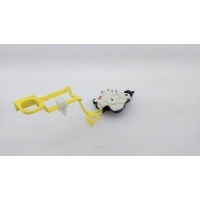 Замок лючка бензобака Toyota Camry XV70 2021 7703007010