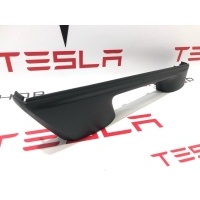 Пластик салона Tesla Model X 2019 1100673-00-D