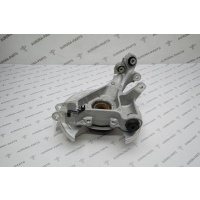 Кулак поворотный в сборе со ступицей задней подвески LH Land Rover Discovery L462 2016 LR094542