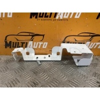 Кронштейн потолка Land Rover Discovery 5 2020 hy3245530ab