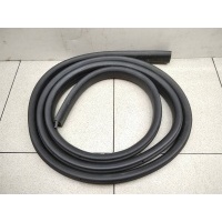 Уплотнитель проема двери передней правой renault Duster 2012-2021 808329099R