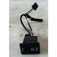 Панель порт гнезда usb aux nissan qahqai j11 рестайлинг