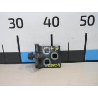 Петля двери передней левой нижняя GM 9-5 (1997 - 2010) 5335385