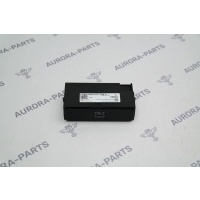 Разъём аудиосистемы type c Audi A4 B9 2015 8W0035708A