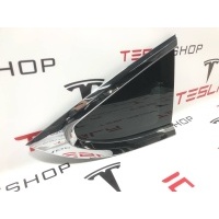 стекло кузовное боковое правое Tesla Model X 2019 1034907-80-F