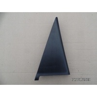 lacetti накладка треугольник дверь задняя левый 96617785