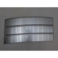 Накладка двери передней правой Land Rover Range Rover IV 2012-2017 LR072735
