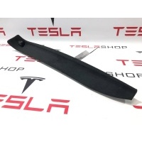 Пластик салона Tesla Model X 2019 1050286-06-H