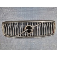 Volvo xc90 рестайлинг решетка радиатора 31698384