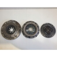 Mitsubishi space star 1.8 gdi муфта в сборе