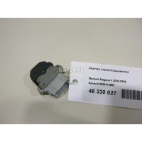 Кнопка стеклоподъемника Renault Megane II (2003 - 2009) 8200414962