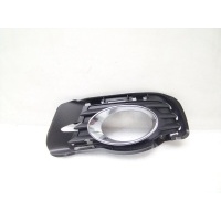 Накладка противотуманной фары Mercedes C-class W204 A2048850324