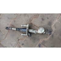 Насос sprzęgłowa opel zafira b 2006 год 90581565