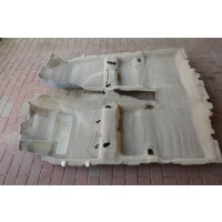 Коврик покрытие toyota avensis t27 09 - 15r . седан