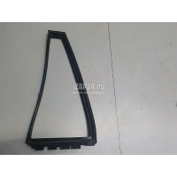 Уплотнитель стекла двери Toyota Corolla E12 (2001 - 2007)  6818912310